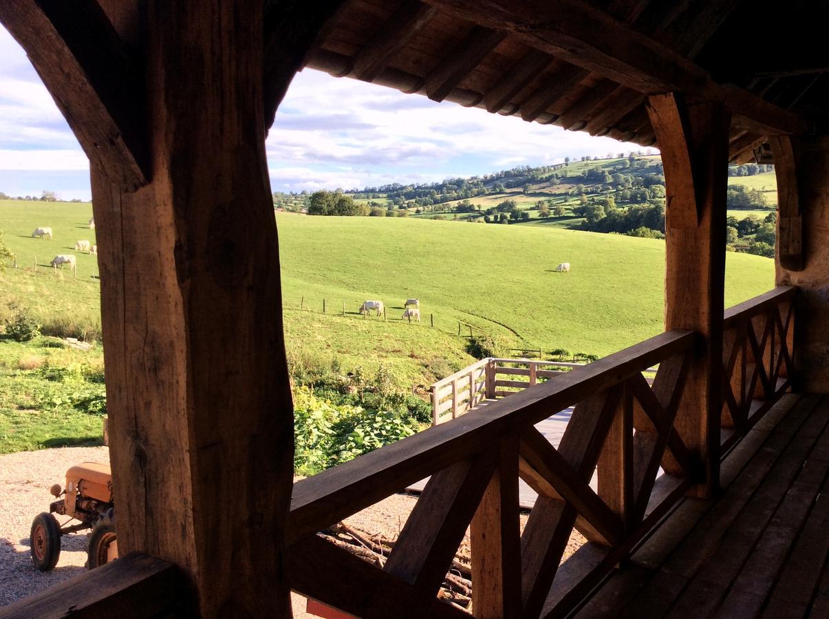 Domaine De Noyer Acomodação com café da manhã Saint-Christophe-en-Brionnais Quarto foto